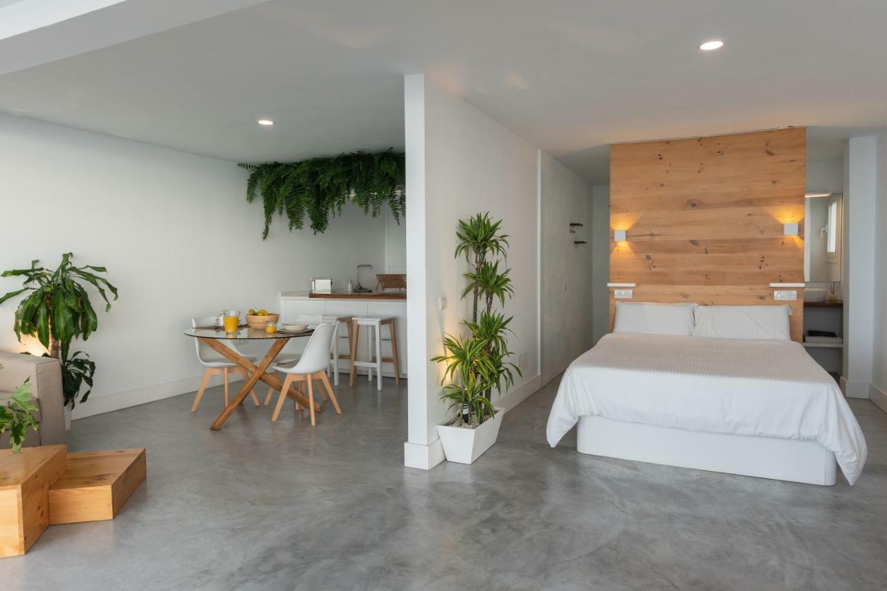 Апартаменты Waves Nest - Bajamar Бахамар Экстерьер фото